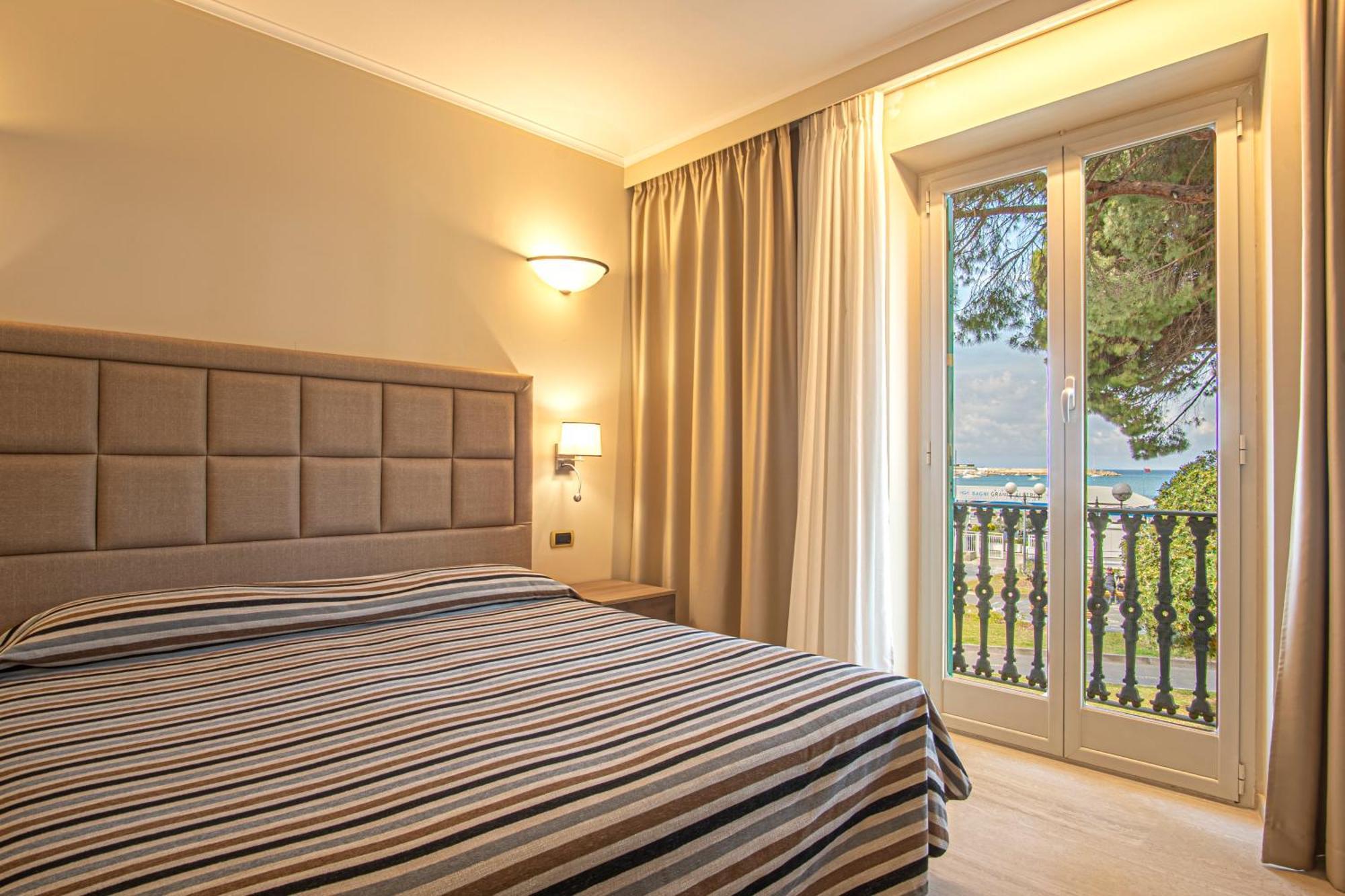 Grande Albergo Sestri Levante Esterno foto